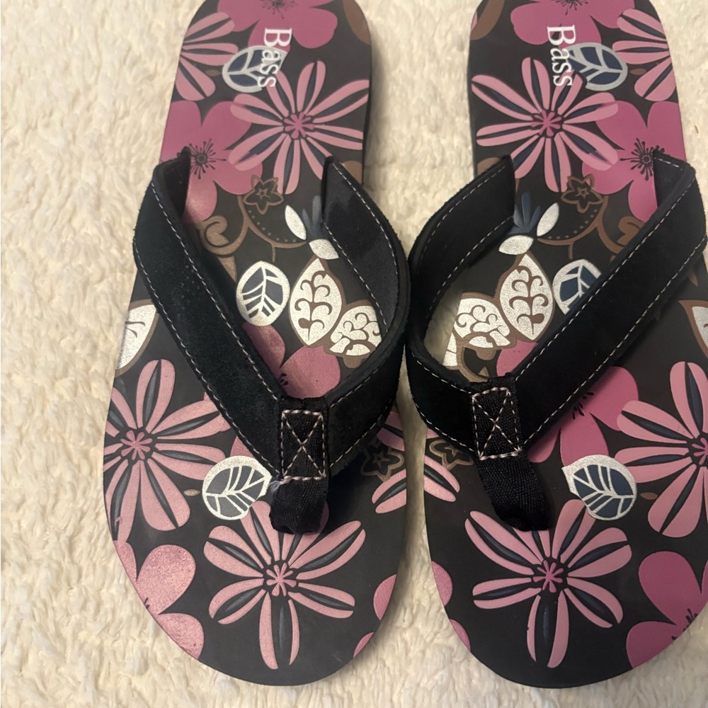 Bass Black and Pink Floral Sandals